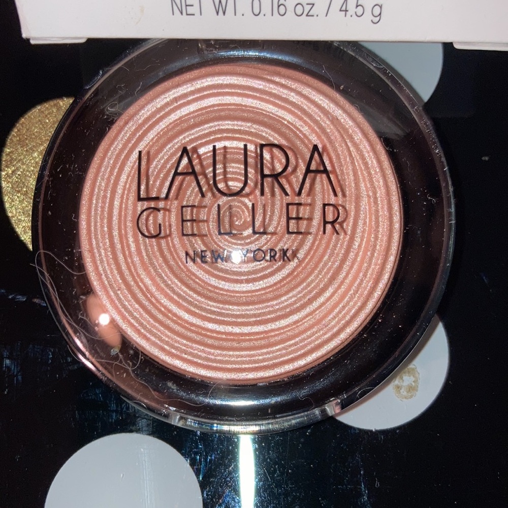 🆕️ SALE!!!!!   Laura Geller Baked Gelato Swirl Illuminator Brand New